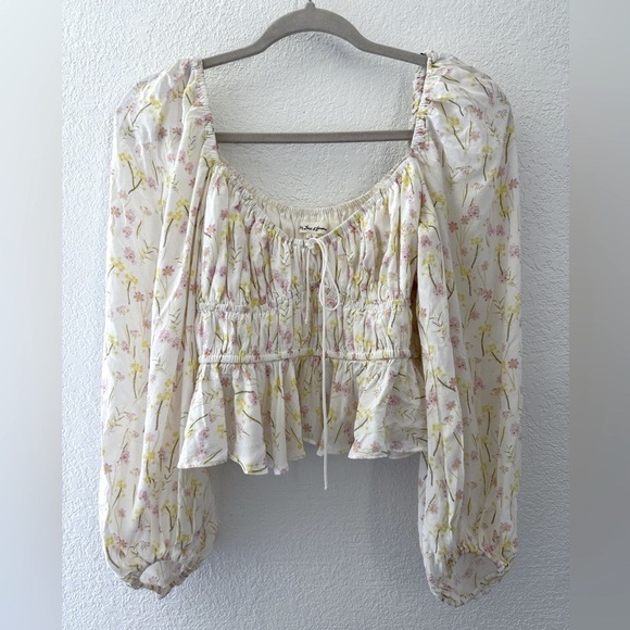 For Love & Lemons Smocked Crop Floral Puff Long Sleeve Blouse Size L - Picture 2 of 9
